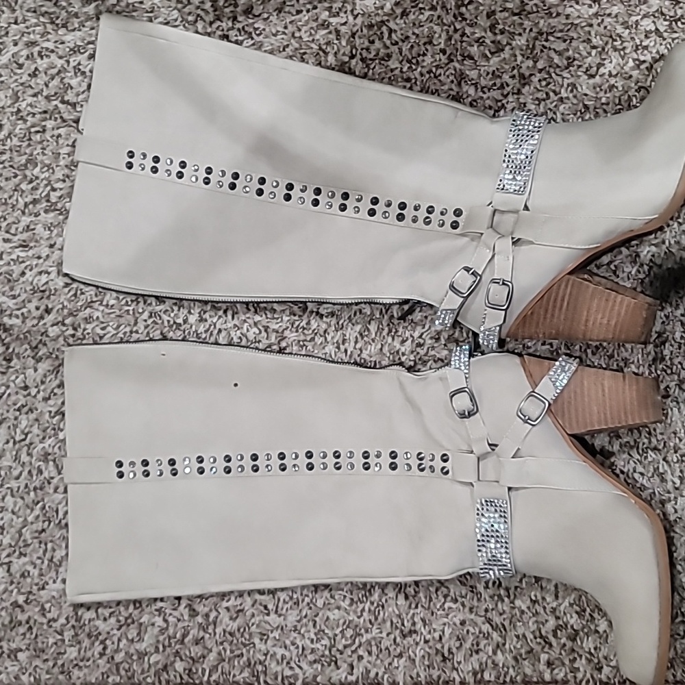 Leather boots